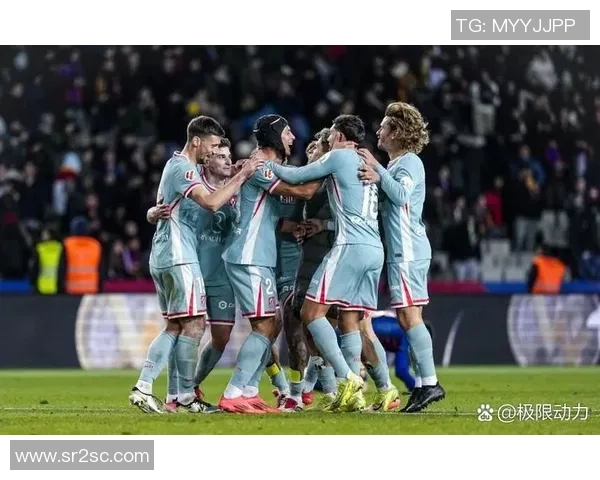 西甲巅峰对决巴萨主场迎战马竞力争胜利